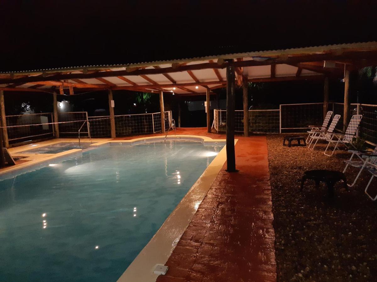 Hotel Y Cabanas Dakota Concordia Esterno foto